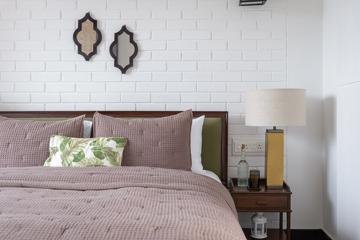 Simple bedroom corner at a apartment in Parra-Assagao