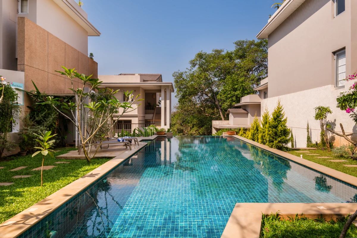 Vibrant furnishing by Vianaar Homes in apartments in Goa