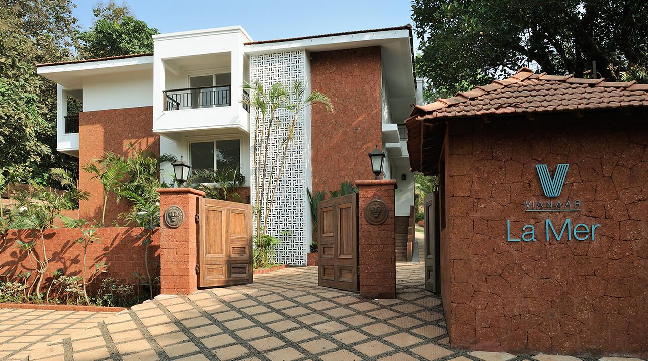 Gateway of gated community apartments at Reis Magos