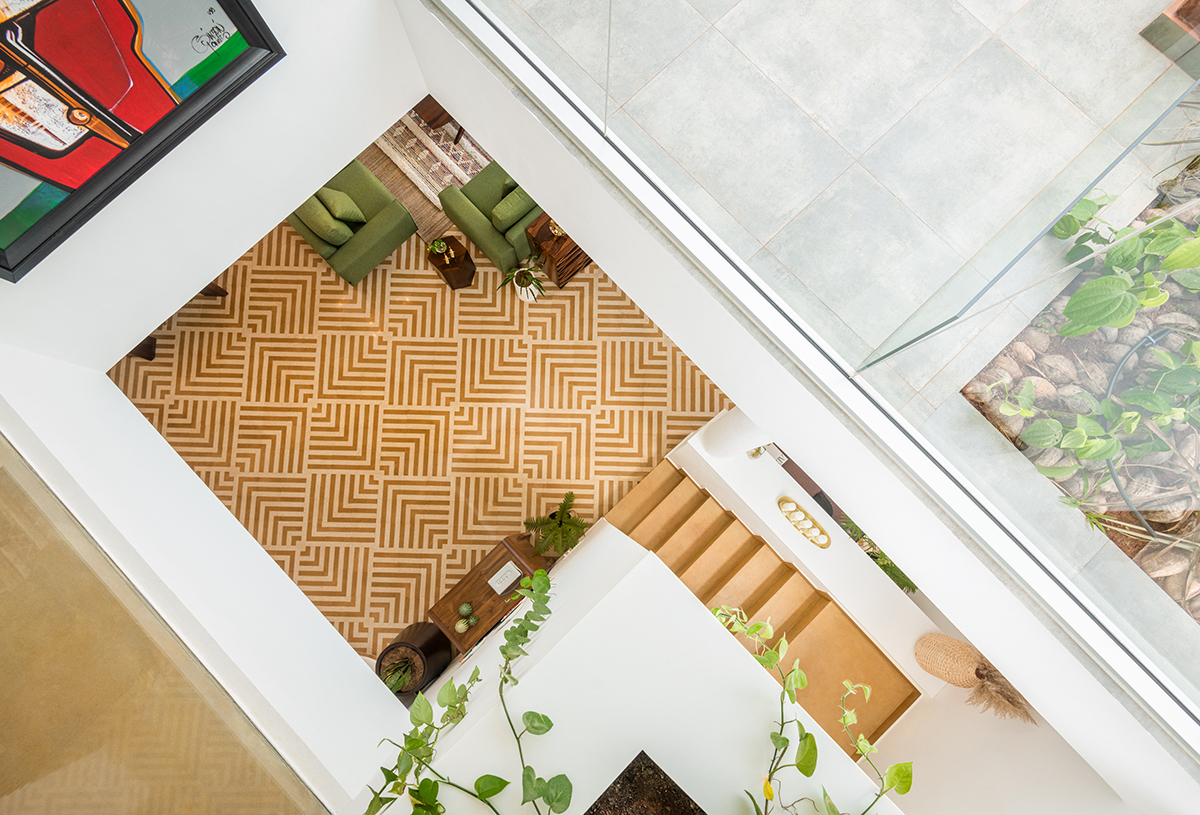 Unique yellow striped terrazzo tiles at La Sierra